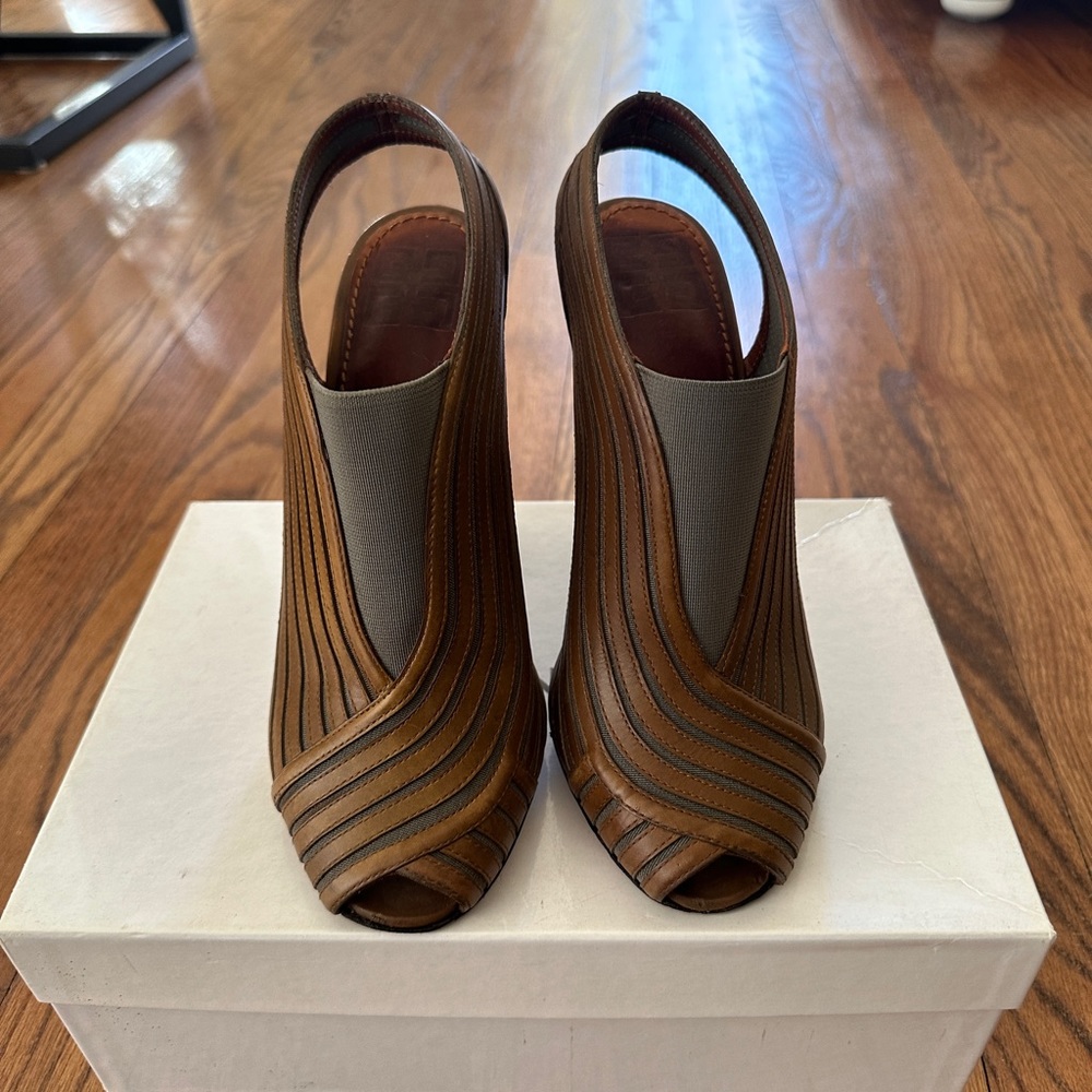 Givenchy leather heels